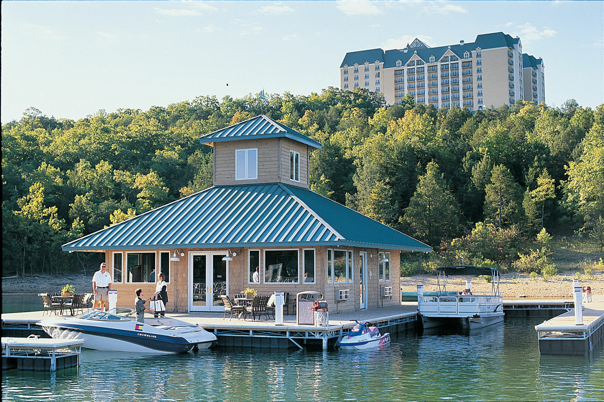 Chateau On The Lake Resort Spa And Convention Center Branson Exterior photo