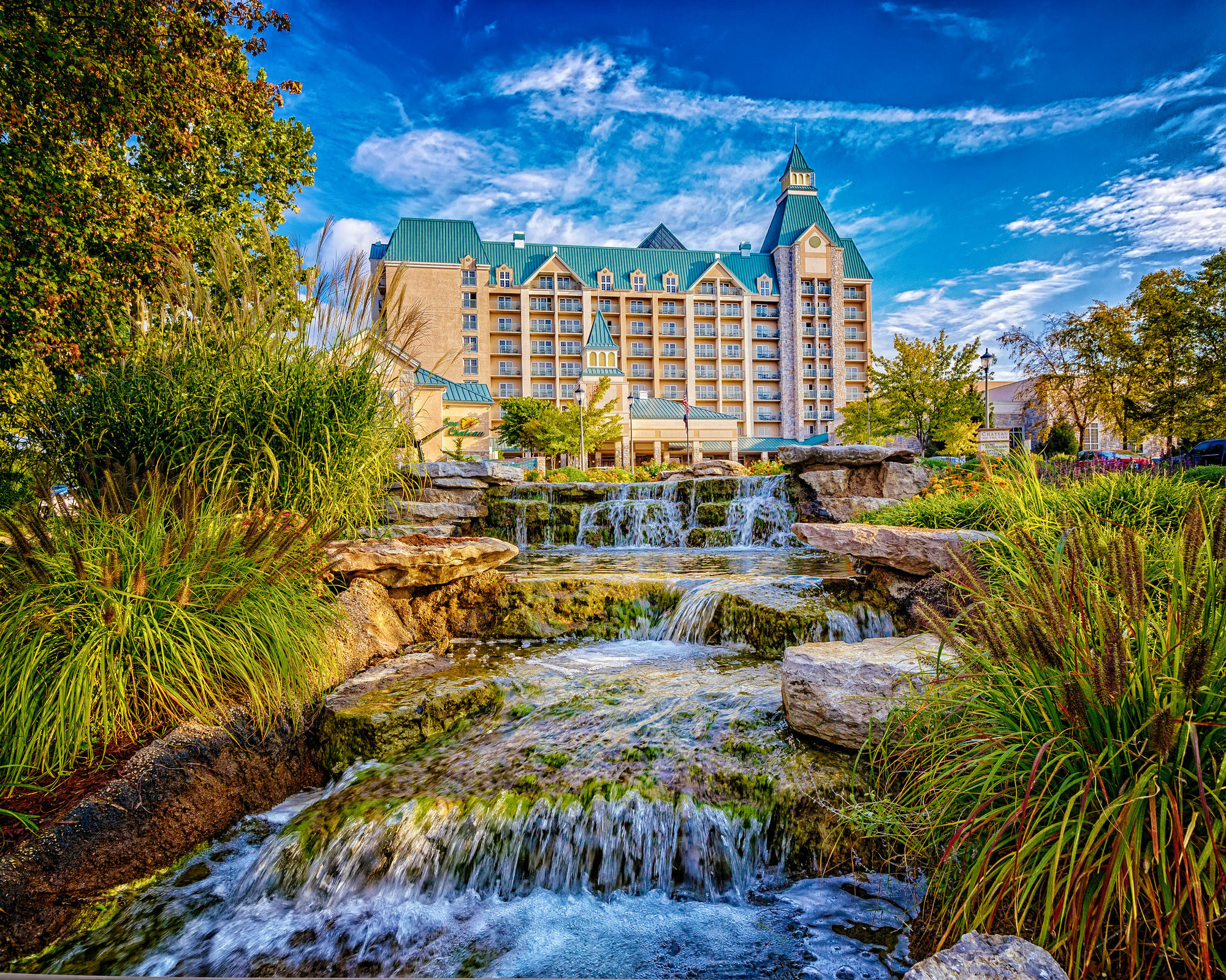 Chateau On The Lake Resort Spa And Convention Center Branson Exterior photo